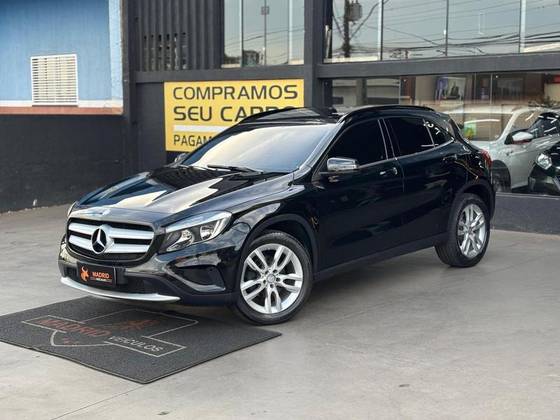 MERCEDES-BENZ GLA 200 1.6 CGI ADVANCE 16V TURBO FLEX 4P AUTOMÁTICO